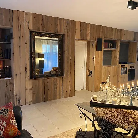 Maison Maleville Bed & Breakfast 3*