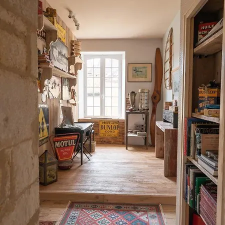 Maison Maleville לינה וארוחת בוקר דום