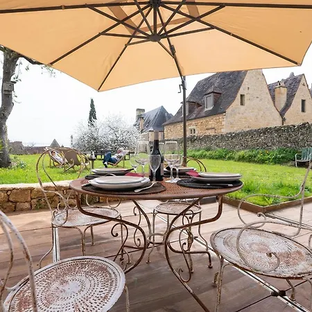 Maison Maleville לינה וארוחת בוקר דום