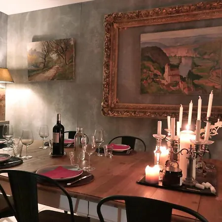 לינה וארוחת בוקר Maison Maleville
