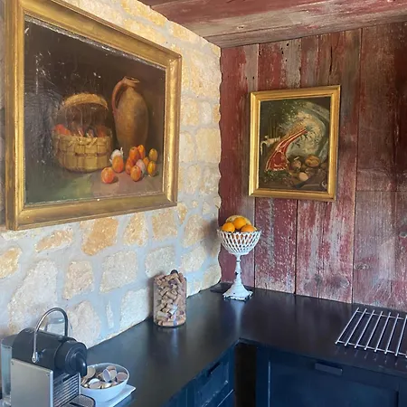 Maison Maleville Bed & Breakfast 3*